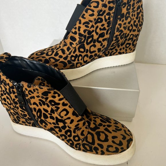 Qupid Leopard Print Platform Wedge Heels - Picture 2 of 6